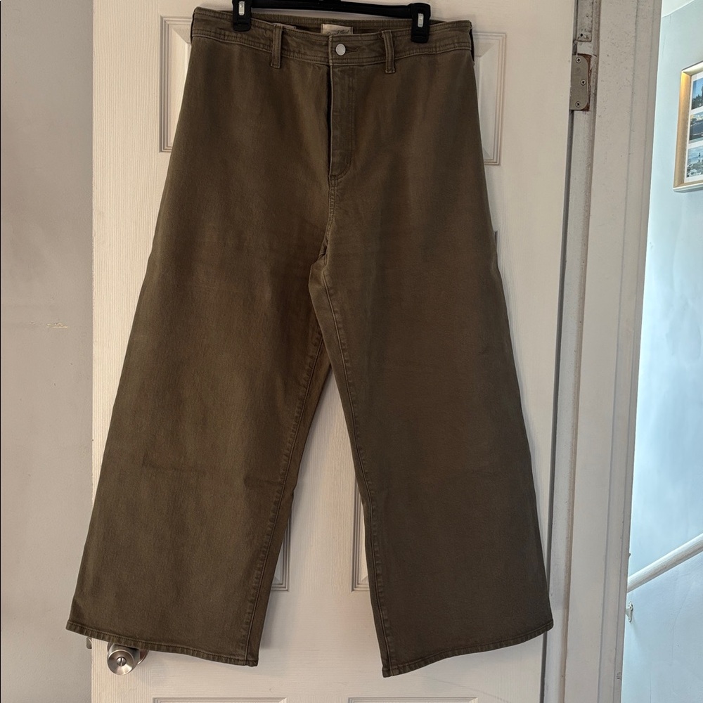 Universal Thread Wide-Leg Jeans - Picture 2 of 4
